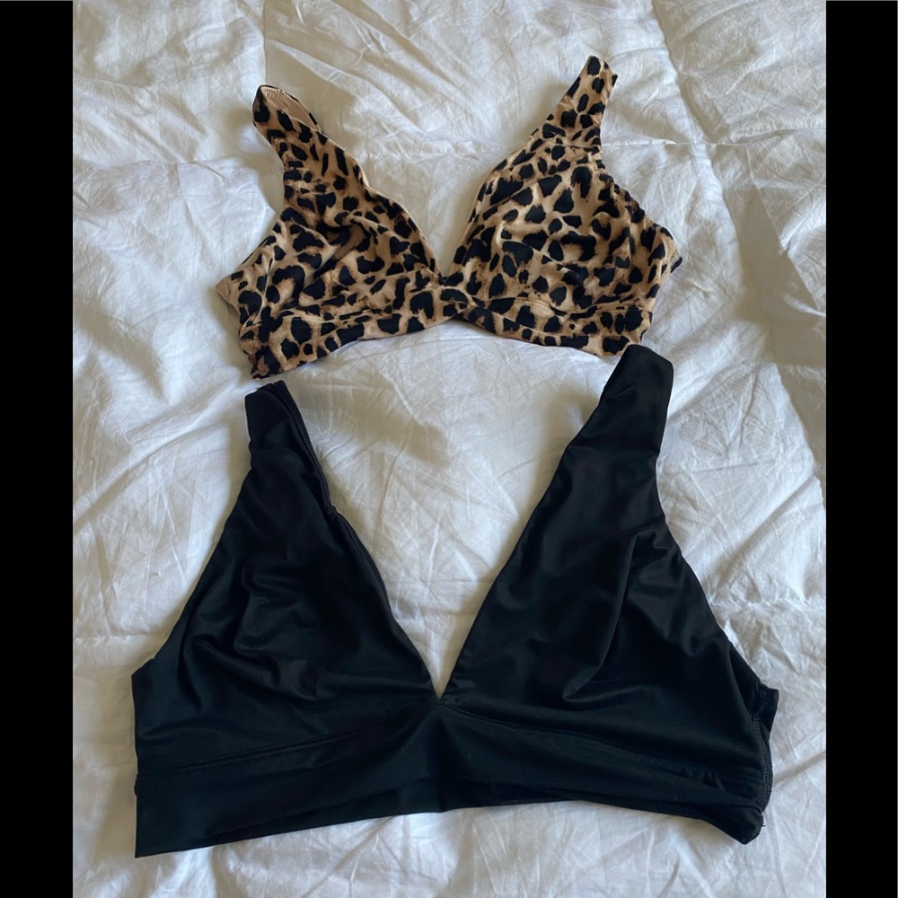 2 Victoria’s Secret Bralettes